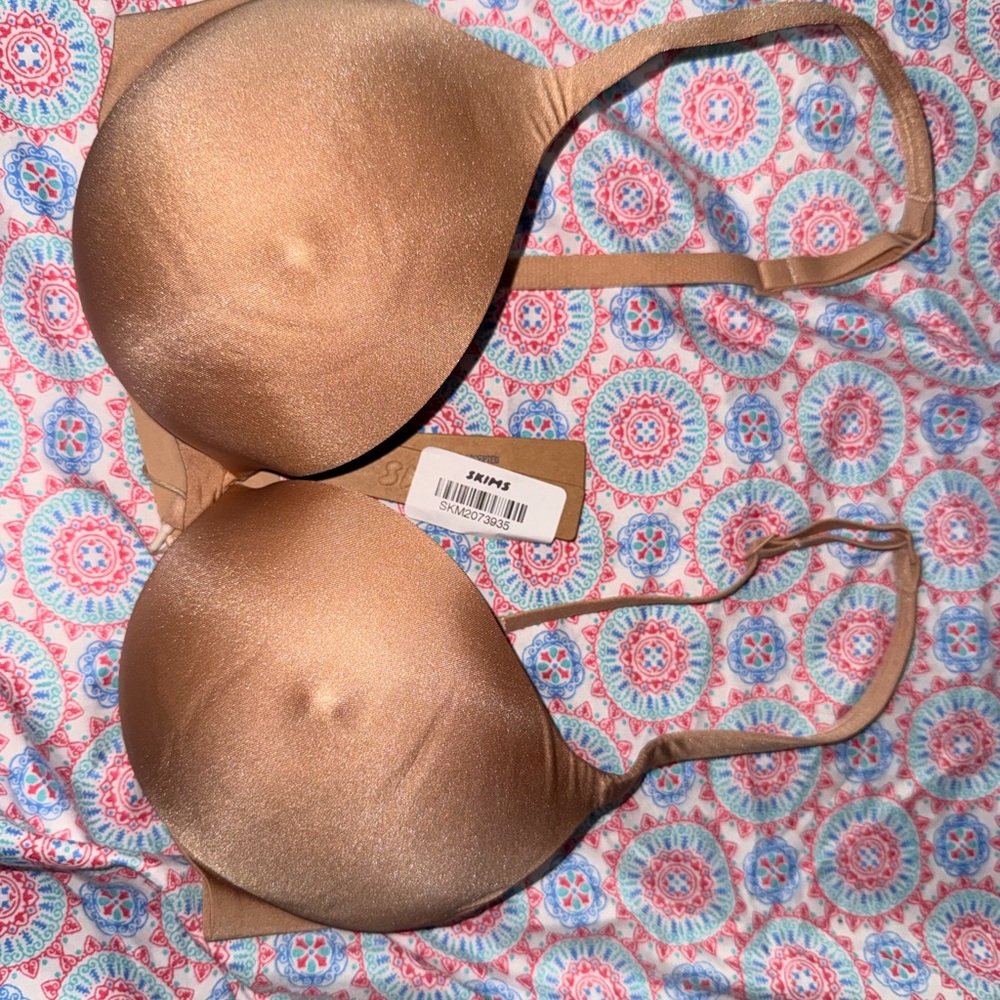 SKIMS nipple Bra